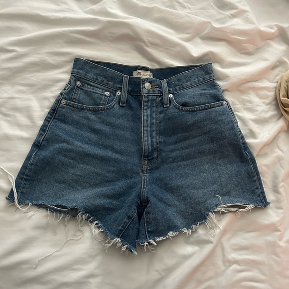 Madewell The Mom Jean Short - Picture 1 of 3